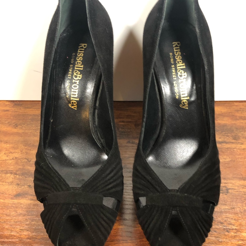 Russell &‎ Bromley Black Suede Heels Open Toe Womens Size US 6 EU 37 UK 4 Italy - Picture 2 of 11